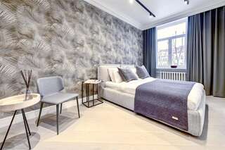 Апартаменты Vilnius Apartments & Suites – Old Town Вильнюс Роскошные апартаменты с видом на Ратушную площадь - Didzioji, 20-8