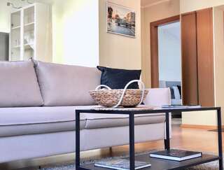 Апартаменты Vilnius Apartments & Suites – Old Town Вильнюс Апартаменты с 1 спальней - Mesiniu g.3A-4