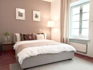 Апартаменты Vilnius Apartments & Suites – Old Town Вильнюс Эксклюзивные апартаменты с 1 спальней: Didžioji g. 8-6